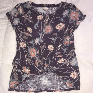 Twist front tee by Cupio